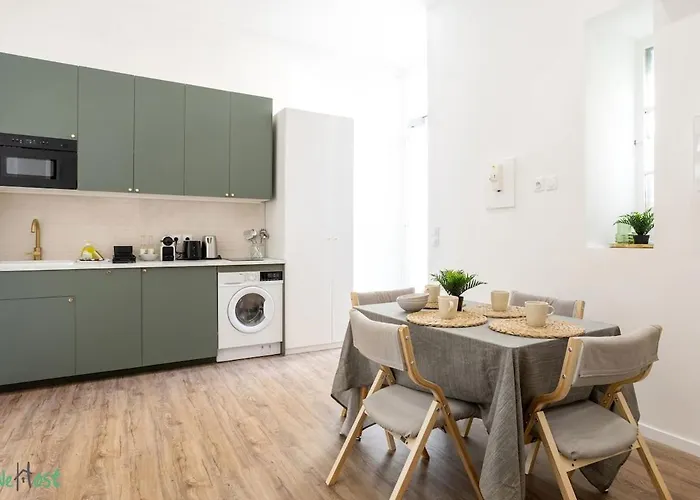 Wehost D3 - La Cour Du Sauna 2 Beds, 4 People Lägenhet Nice