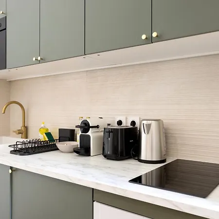 Wehost D3 - La Cour Du Sauna 2 Beds, 4 People 尼斯