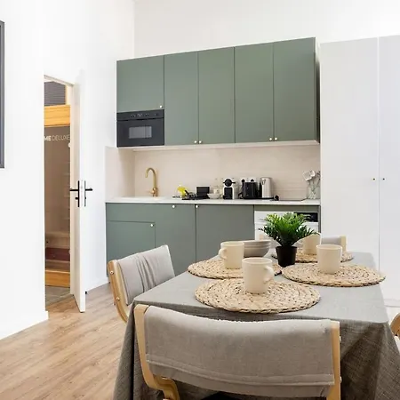 Wehost D3 - La Cour Du Sauna 2 Beds, 4 People Appartement Nice