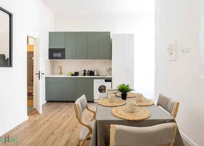 アパート Wehost D3 - La Cour Du Sauna 2 Beds, 4 People ニース