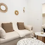 Wehost D3 - La Cour Du Sauna 2 Beds, 4 People * Nizza